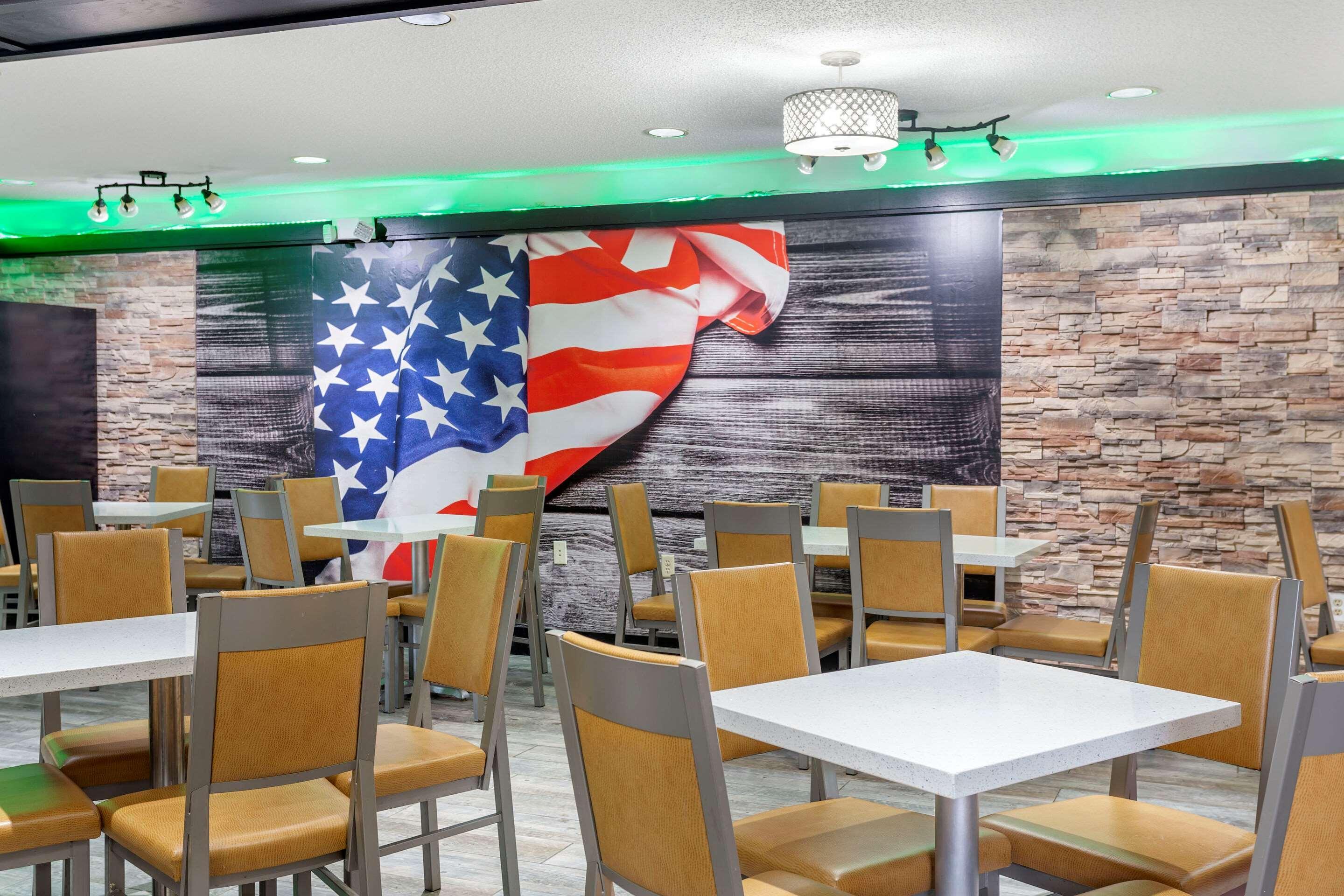 Quality Inn St Robert - Ft Leonard Wood Сент-Роберт Экстерьер фото
